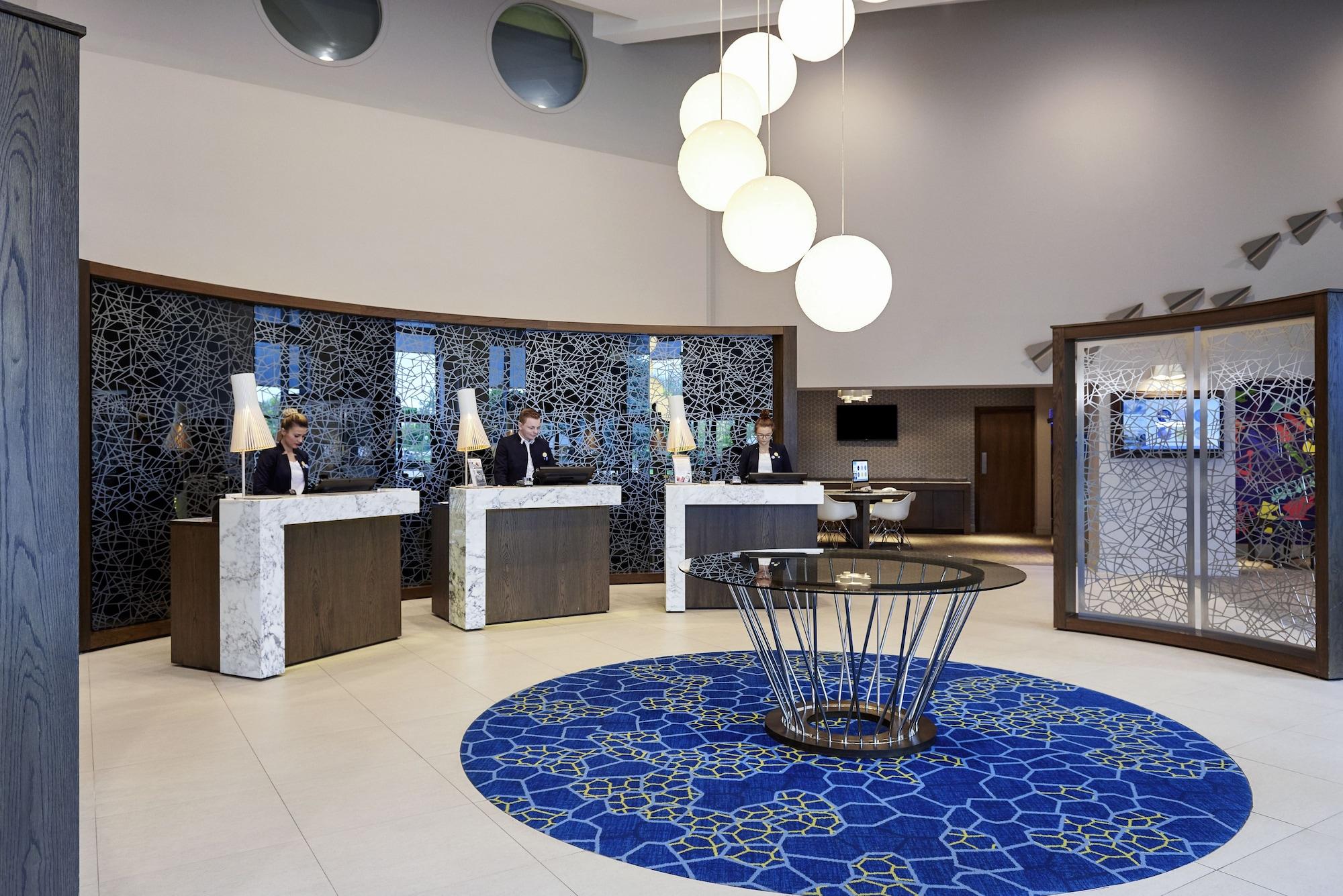 Vista Lobby Novotel London Stansted Airport