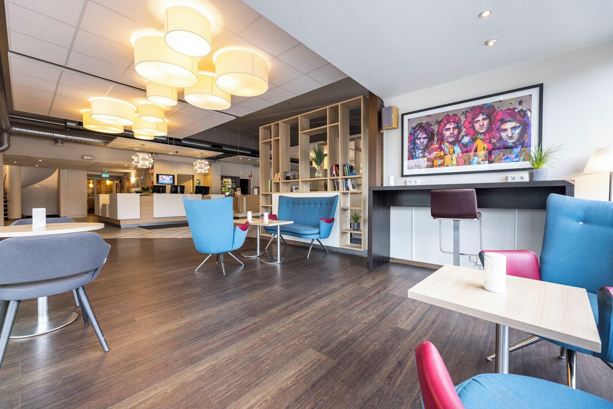 Vista Lobby Good Morning Kista
