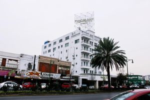 Alojamiento - Hotel Plaza del Arco Express