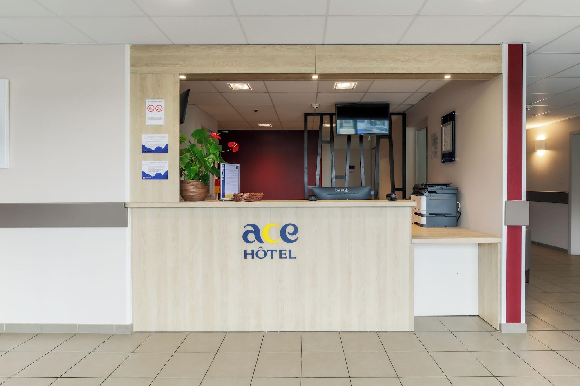 Vista Lobby ACE Hôtel Thionville Porte du Luxembourg