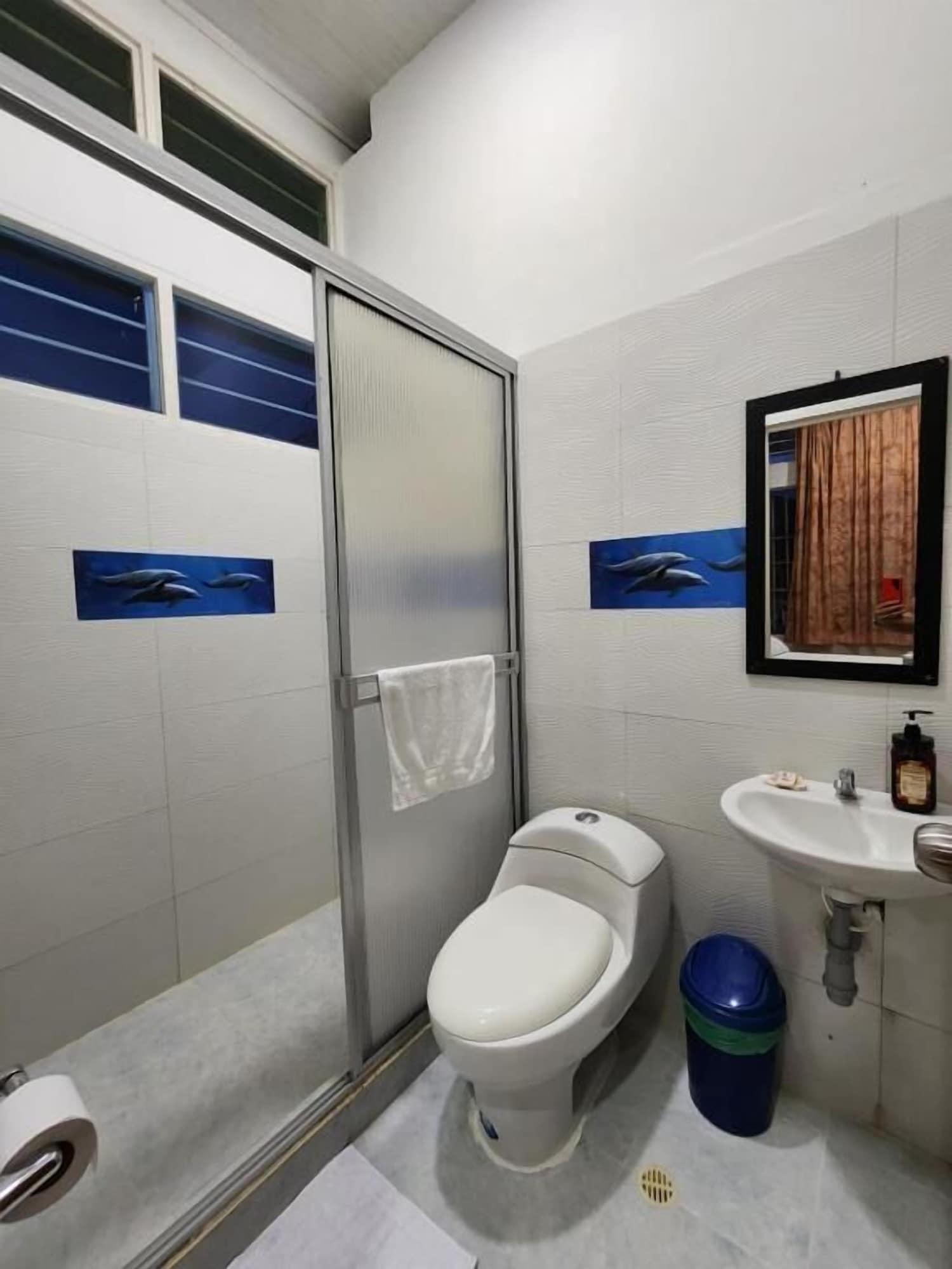 Equipamiento de Habitación Hotel OK el eden