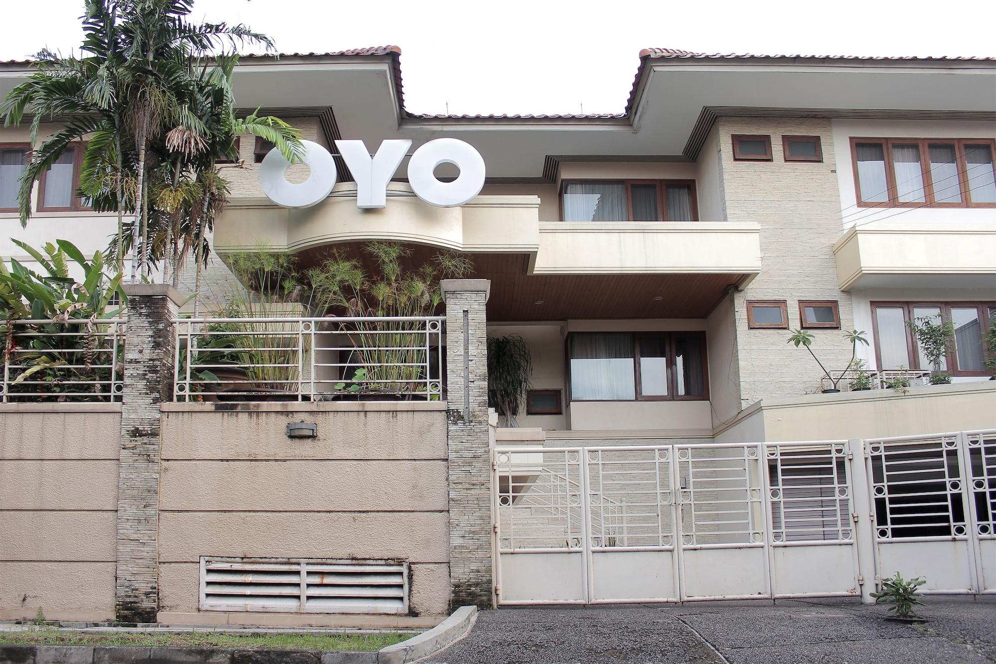 Vista Exterior Hotel O Puri Lotus