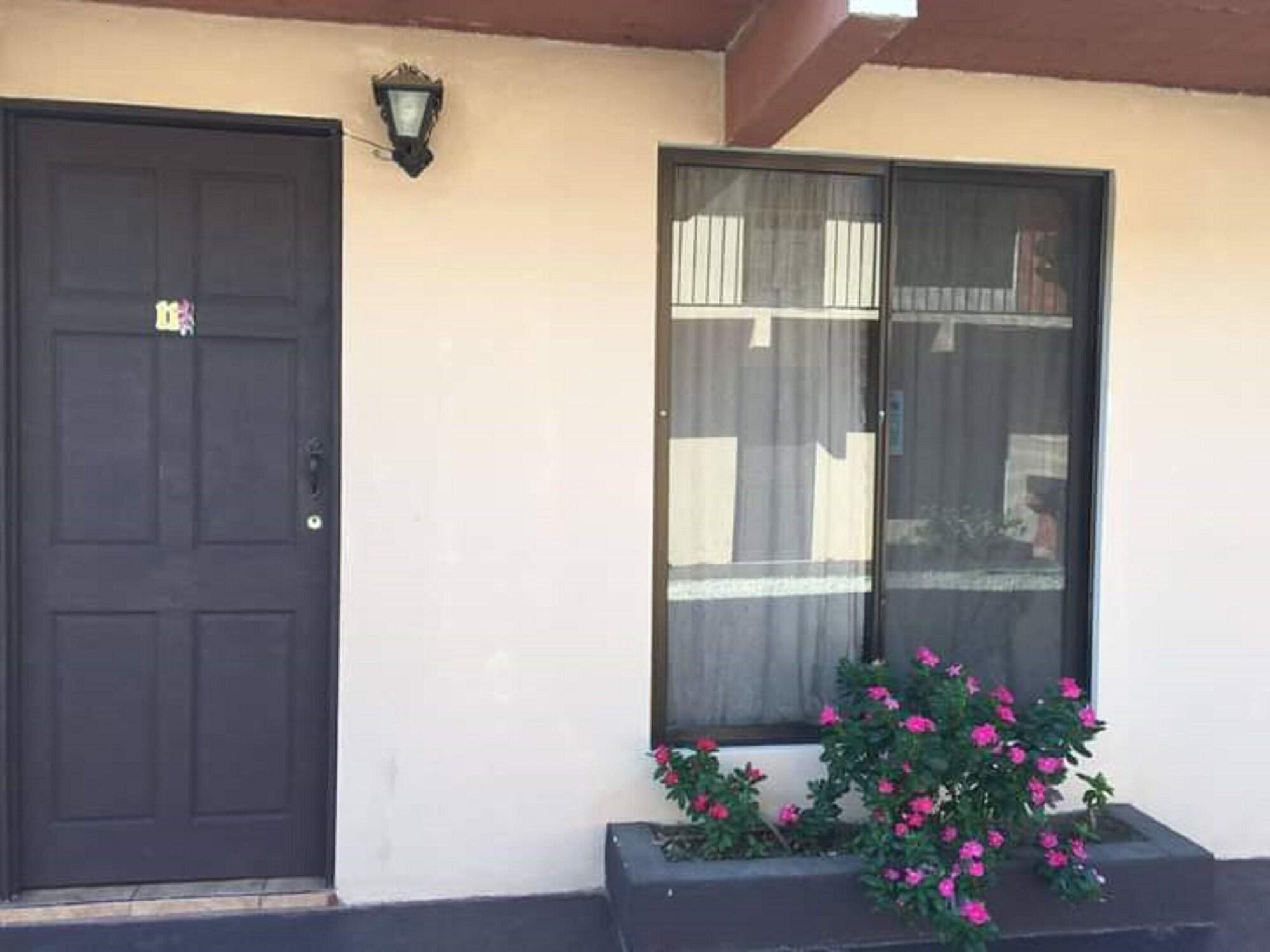 Vista Lobby Cabinas Bachelor