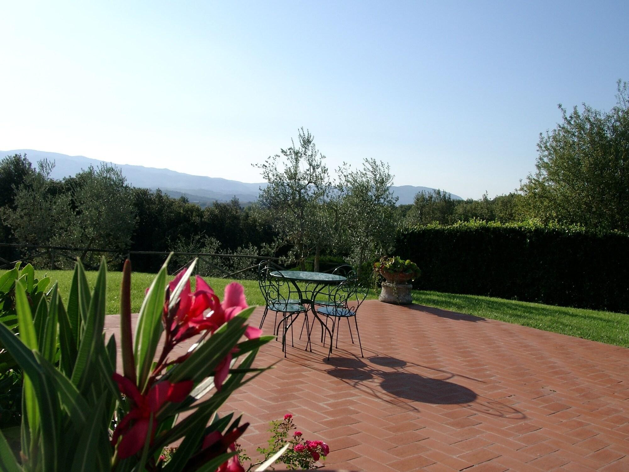 Vista Exterior Agriturismo Antico Borgo Poggitazzi