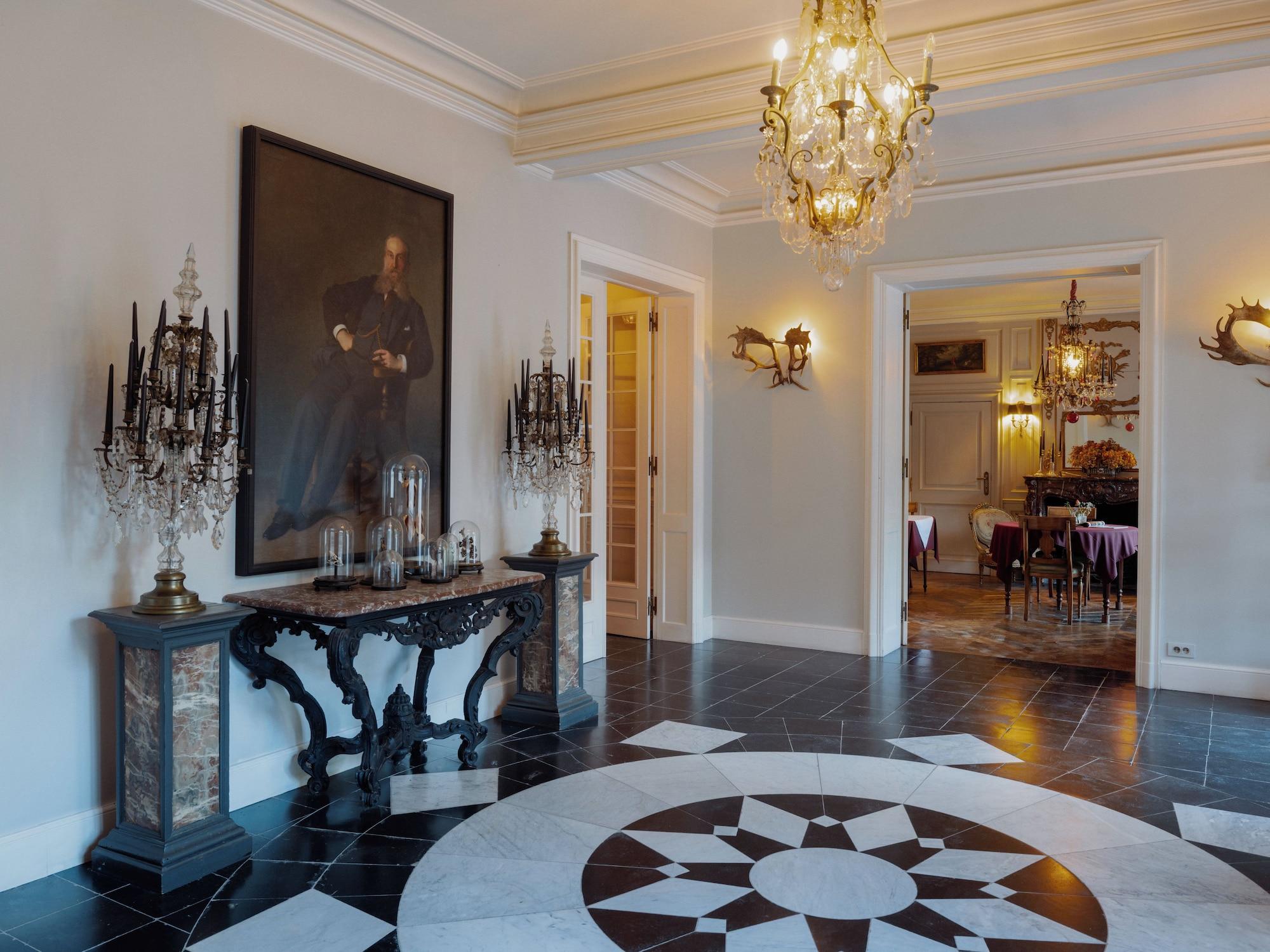 Vista Lobby Castanea