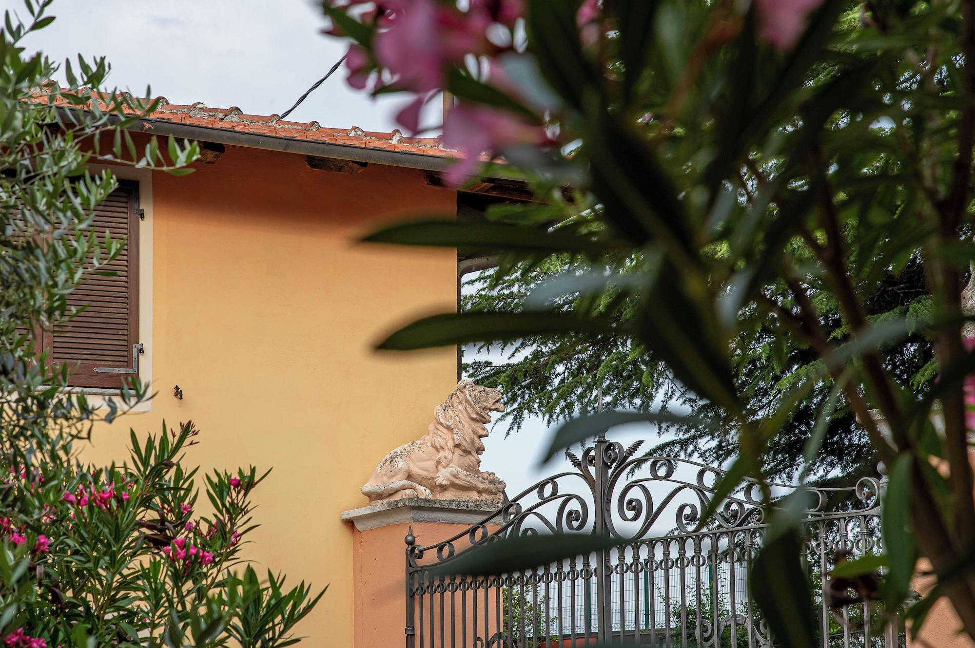 Vista Exterior Agriturismo Bevione Davide
