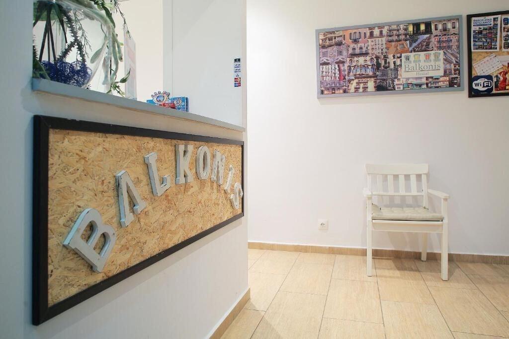 Vista Lobby Hostal Balkonis