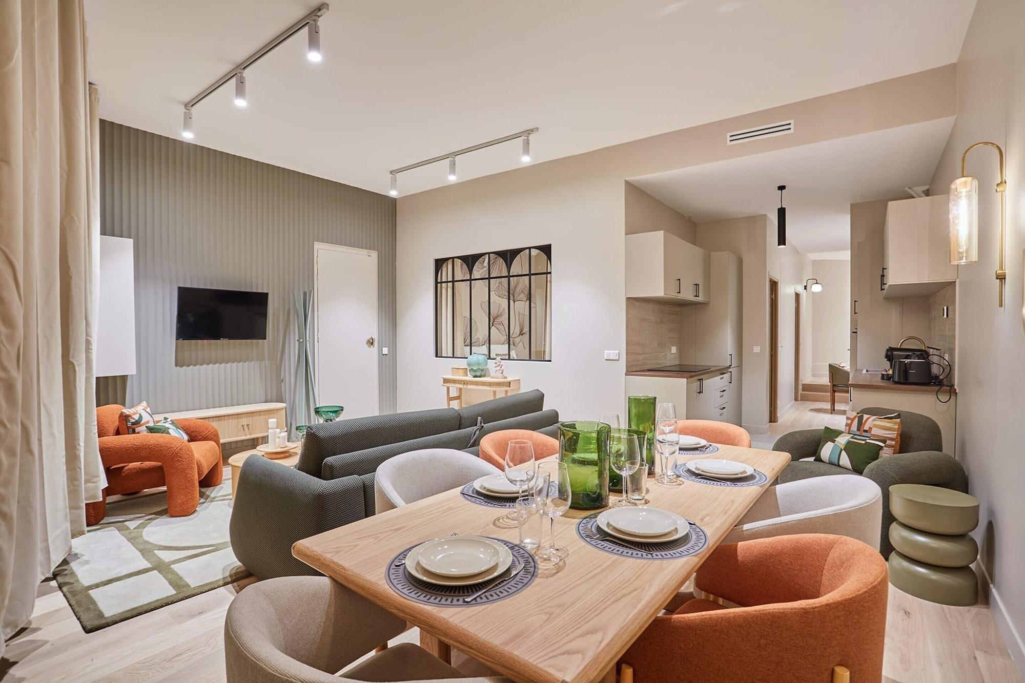 Varios Superb Apartment 2 Bedrooms Center of Paris