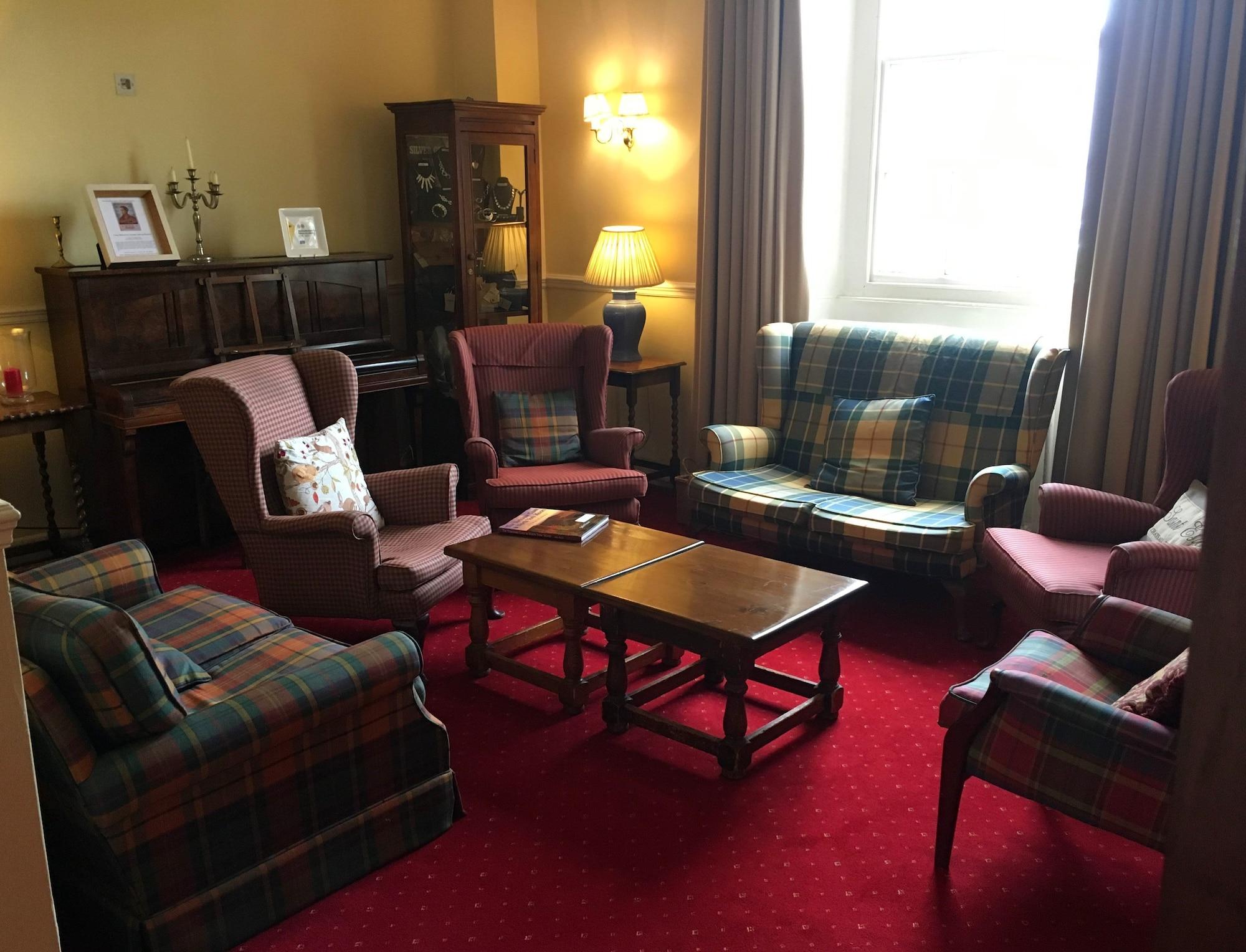 Vista Lobby Worsley Arms Hotel