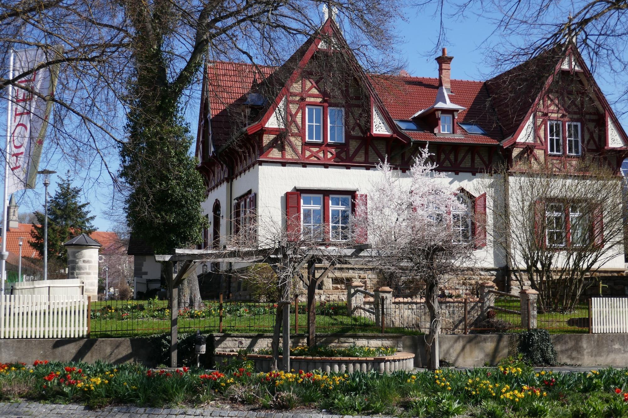 Vista Exterior Gästehaus Unsere Stadtvilla
