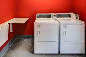 Alojamiento - Hampton Inn Thomson
