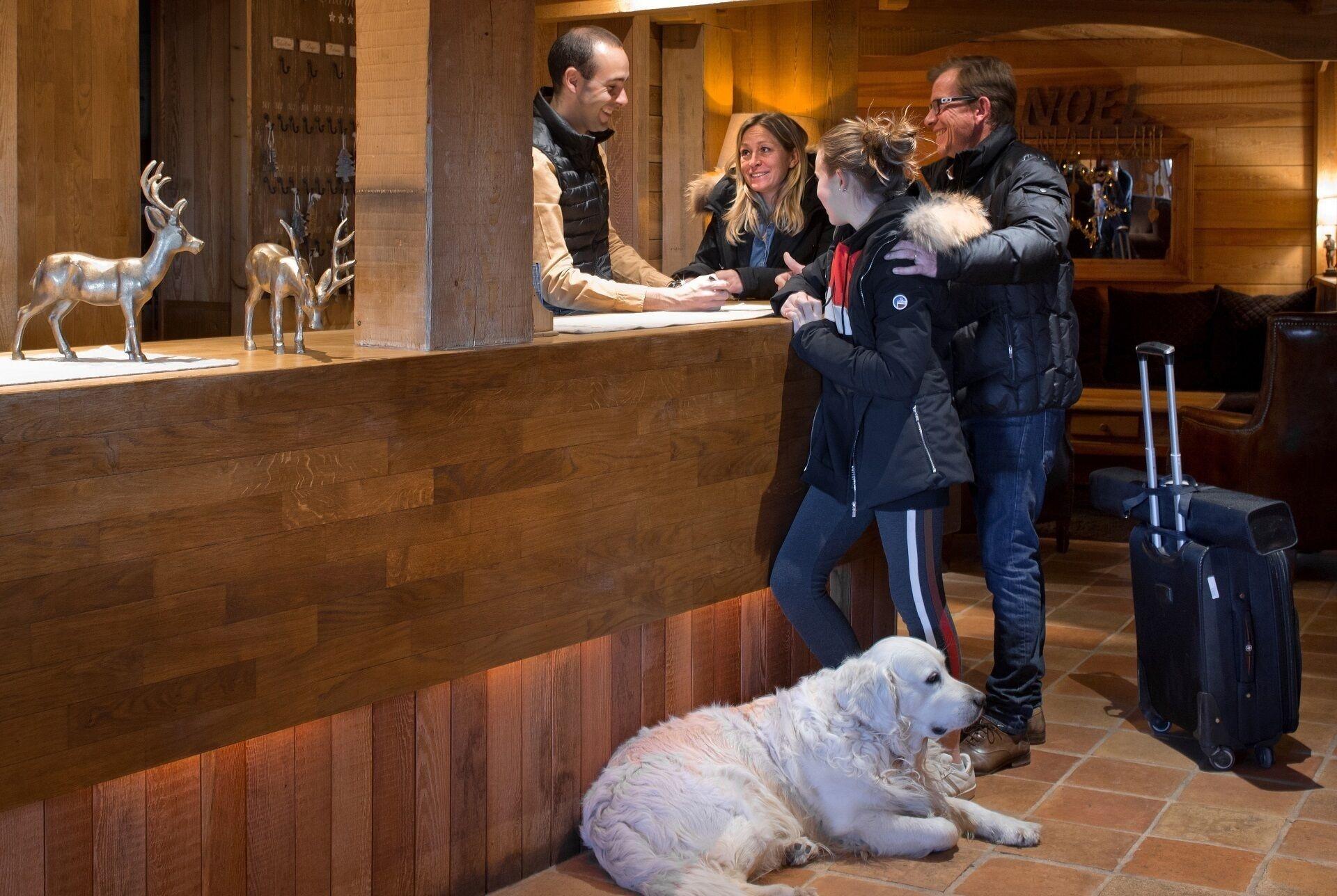Vista Lobby Hôtel Au Chamois d'Or by Les Etincelles