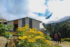 Alojamiento - The Himalayan Tyangboche