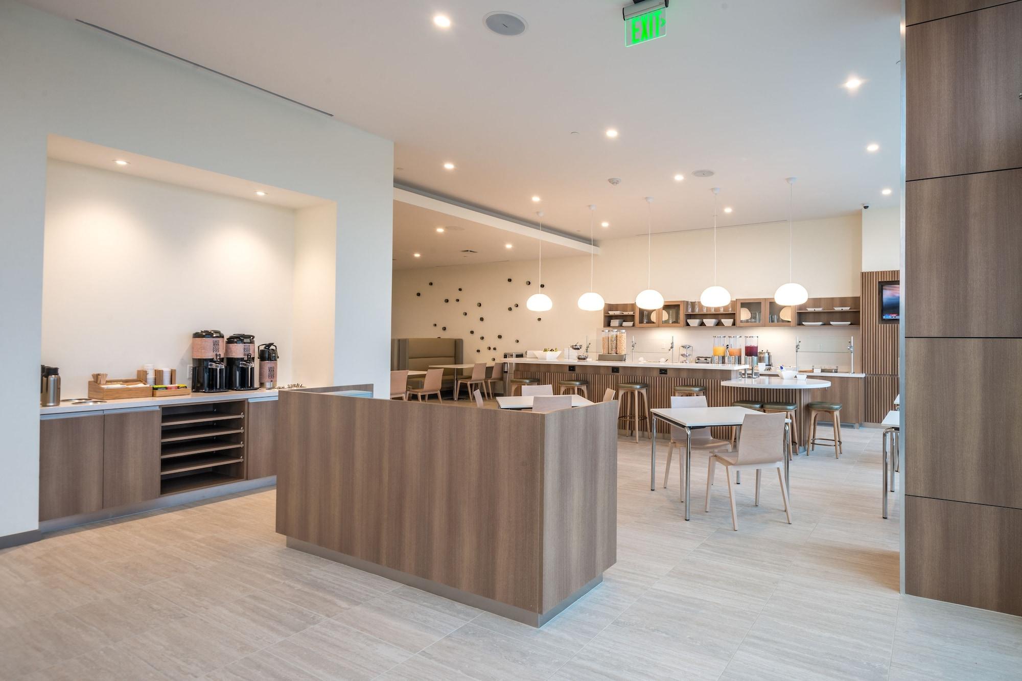 Restaurant Element Dallas Love Field