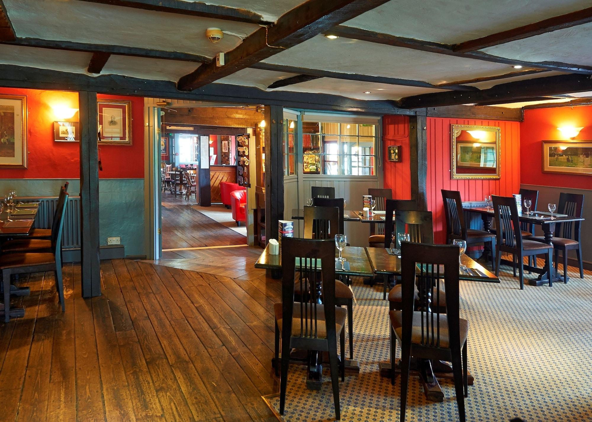 Restaurant Camden Arms Hotel