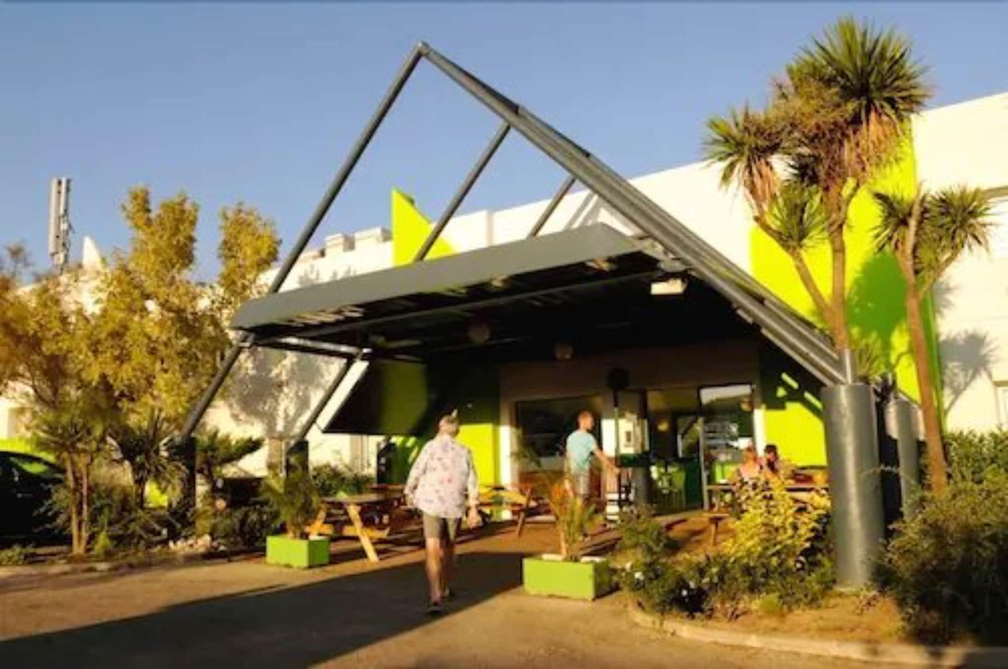 Varios Lemon Hotel Vigneux
