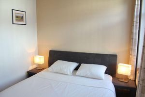 Alojamiento - The Aarburg Hotel & Café