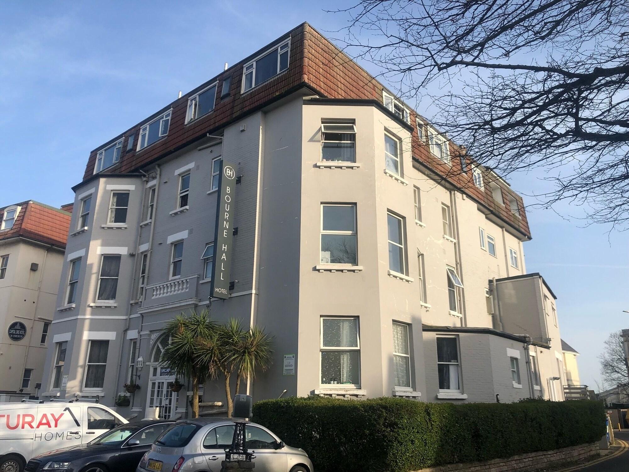 Vista Exterior Bourne Hall Hotel