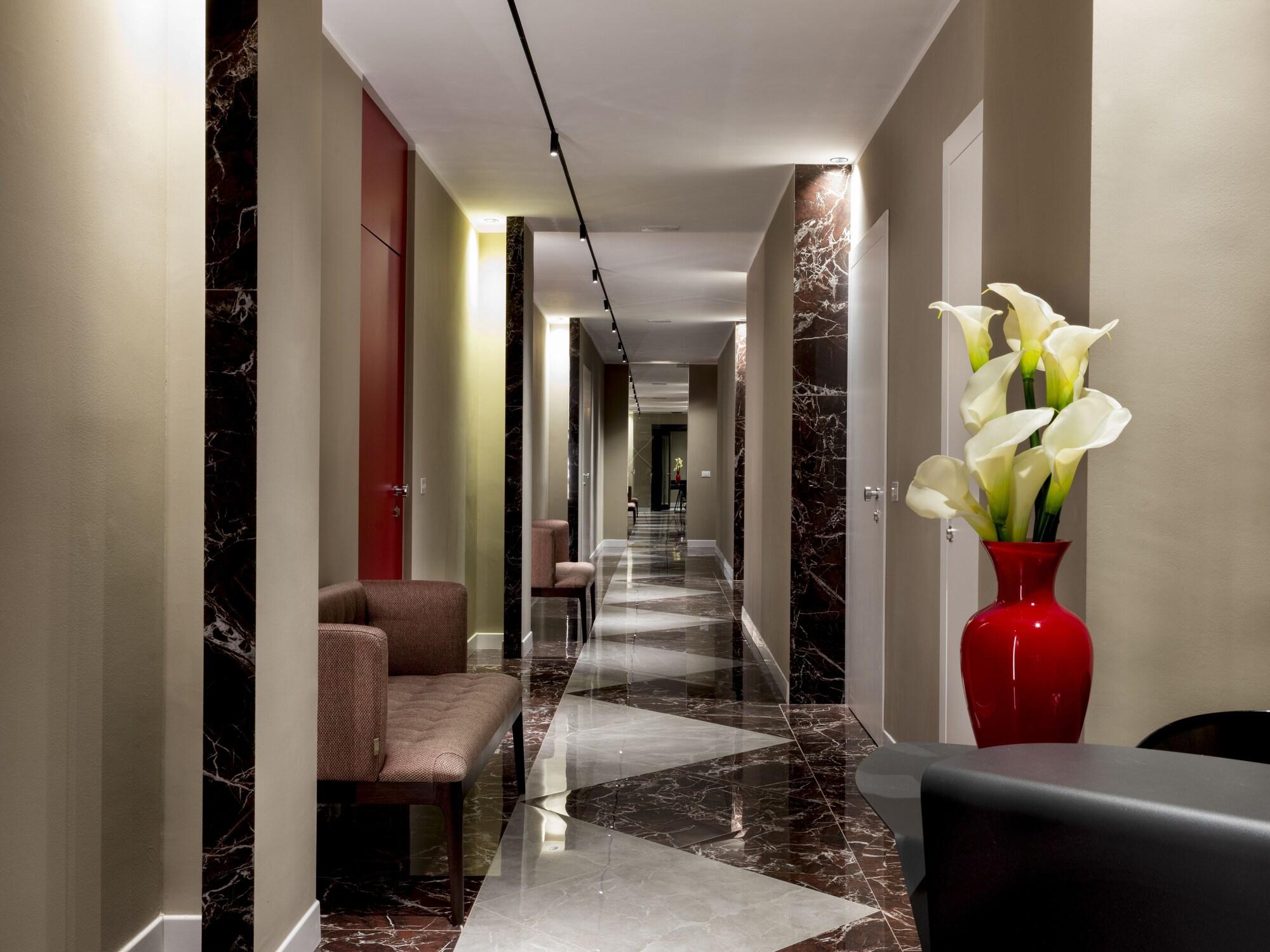 Vista Lobby 10 KEYS MILANO