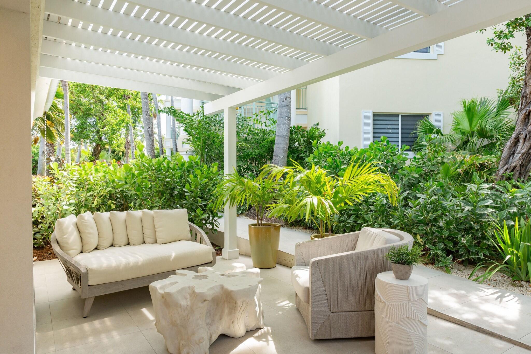 Vista Lobby The Sands at Grace Bay