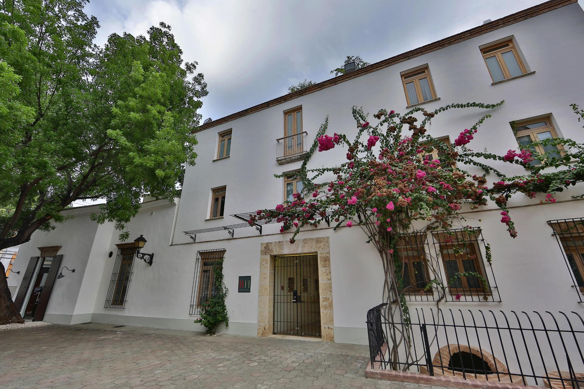 Vista Exterior Billini Hotel, Historic Luxury