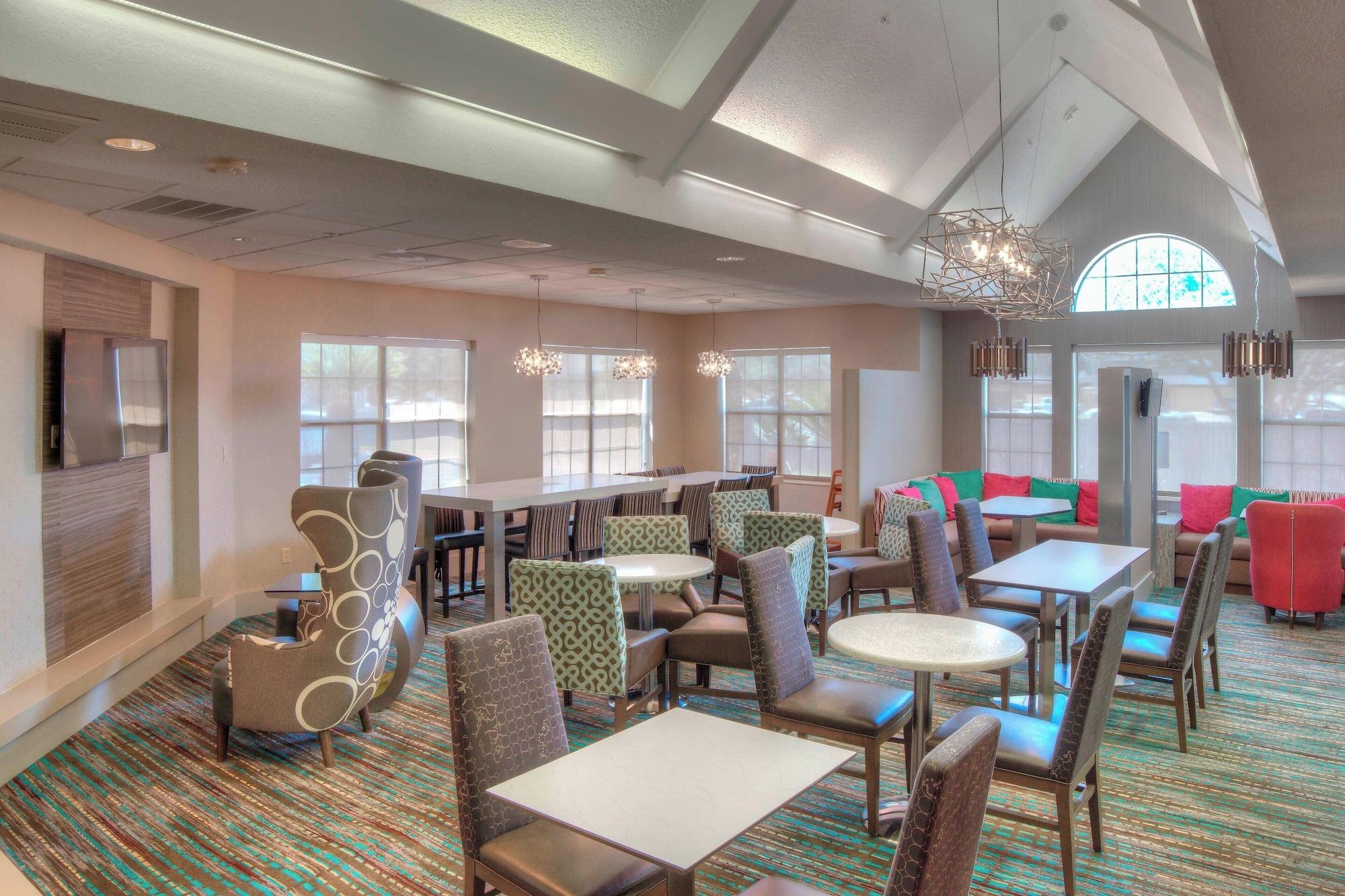Vista Lobby Residence Inn by Marriott McAllen