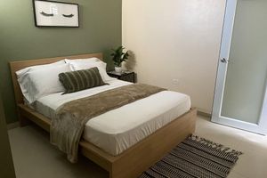 Alquiler Vacacional - Keep it simple at this peaceful and centrally located place.