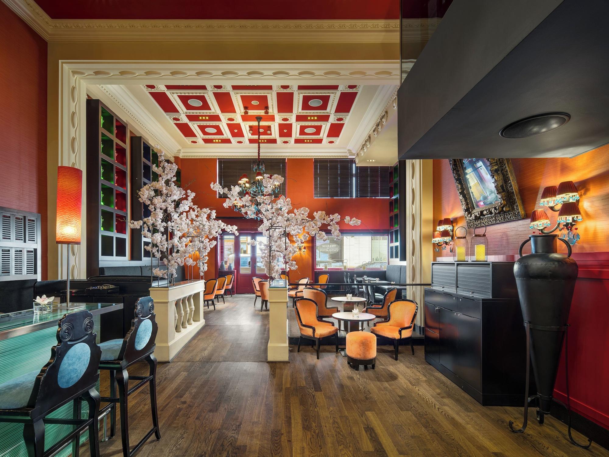 Bar/Salón Buddha-Bar Hotel Prague