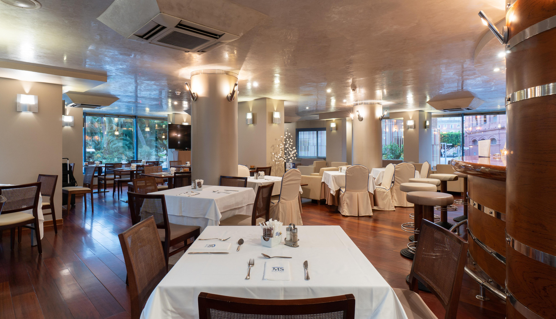Restaurant Hotel MS Maestranza
