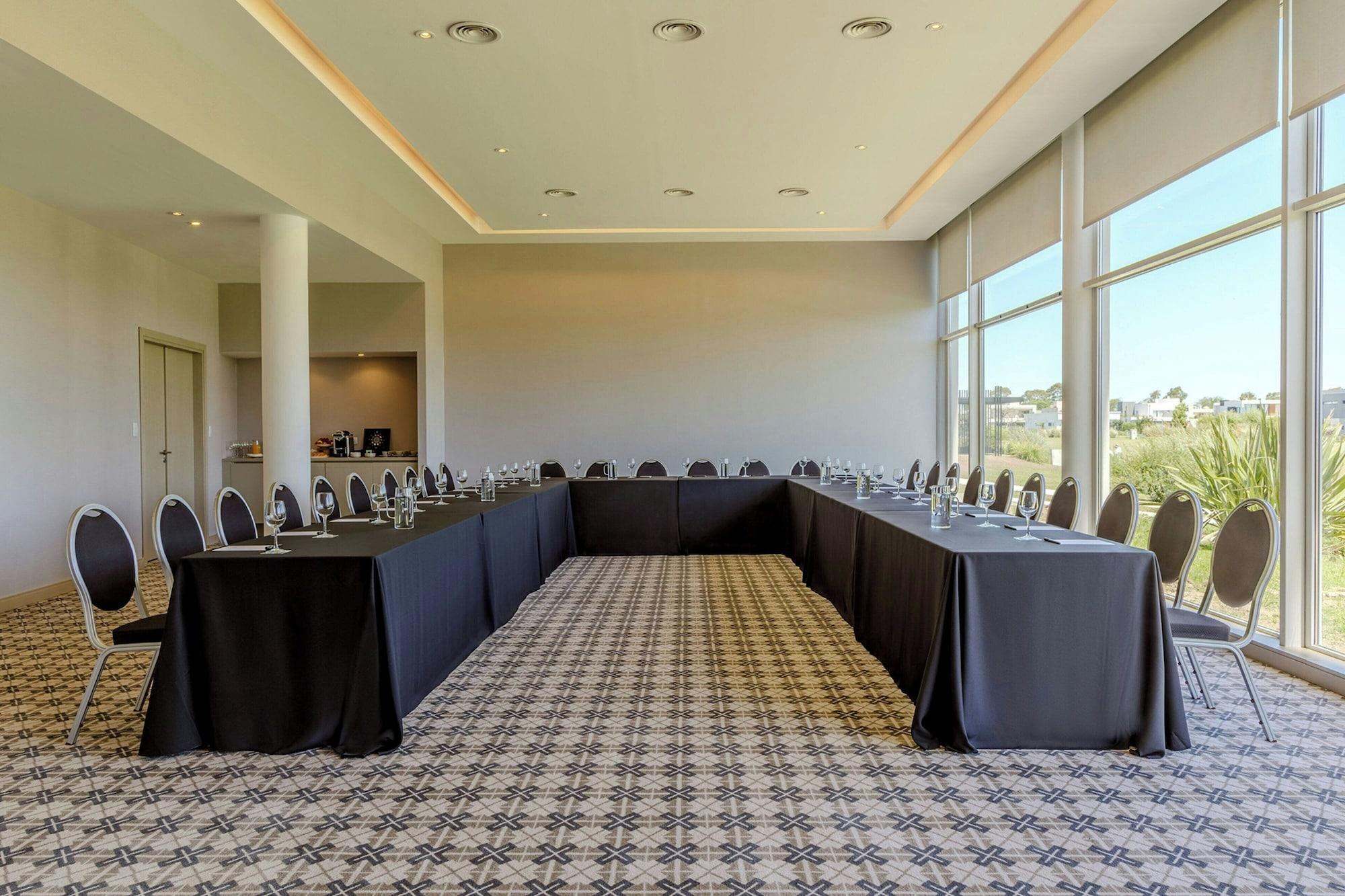 Sala de Reuniones Sheraton Buenos Aires Greenville Polo & Resort