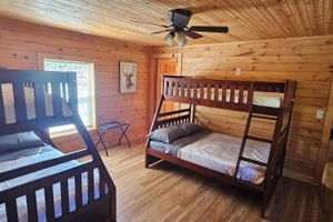 Alojamiento - Cottontail Farmhouse HMT Trails