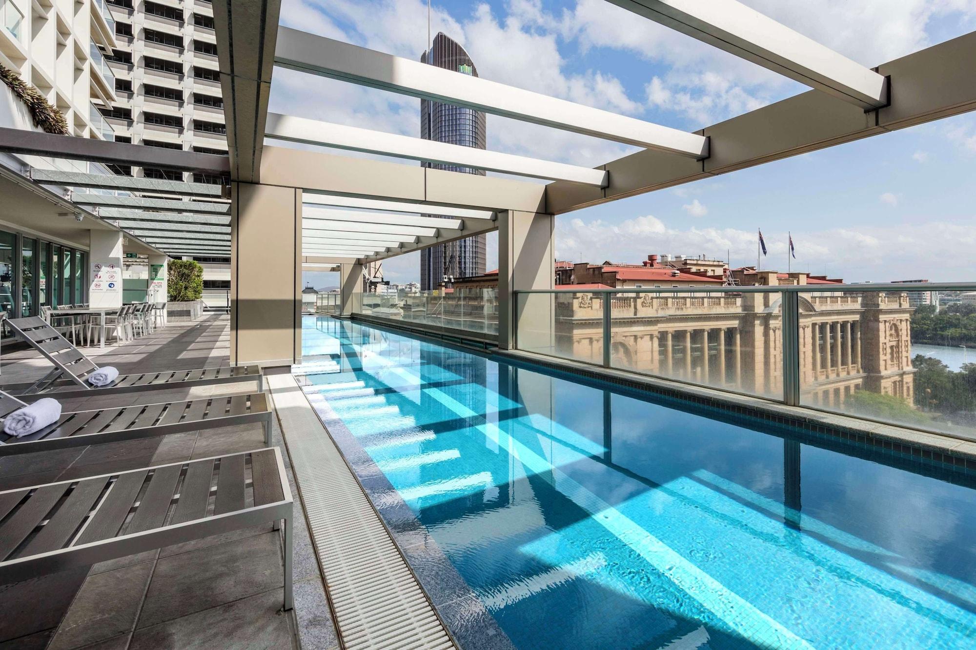 Varios Oaks Brisbane Casino Tower Suites