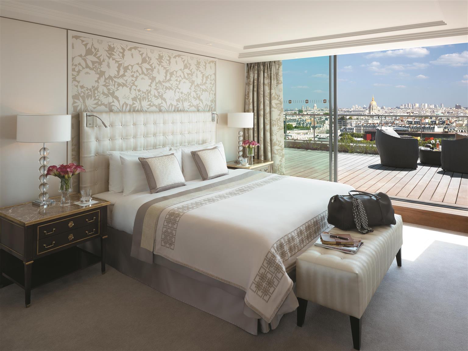 Hotel Shangri-La Hotel Paris