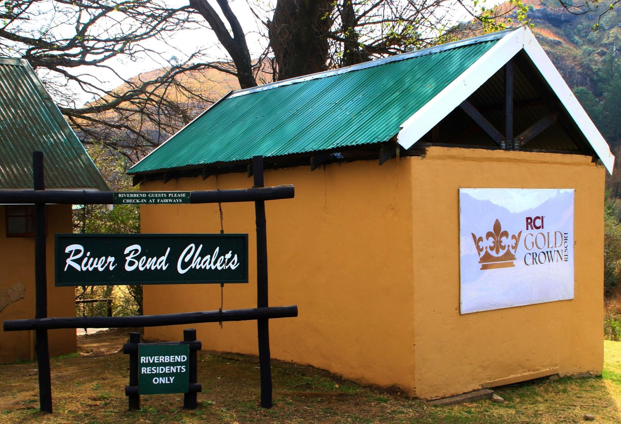 Vista Exterior Riverbend Chalets Self Catering