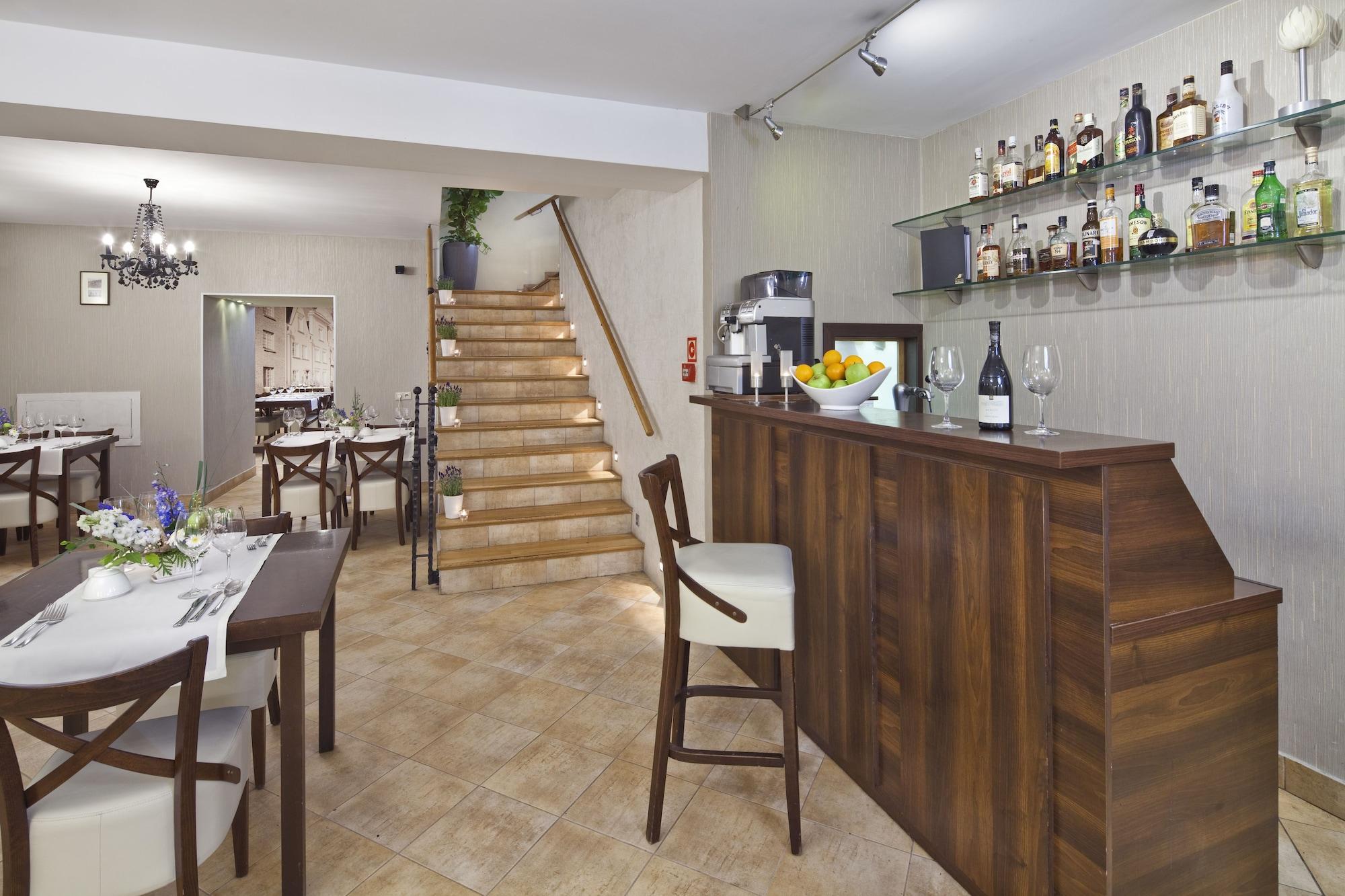 Bar/Salón Hotel Bonum