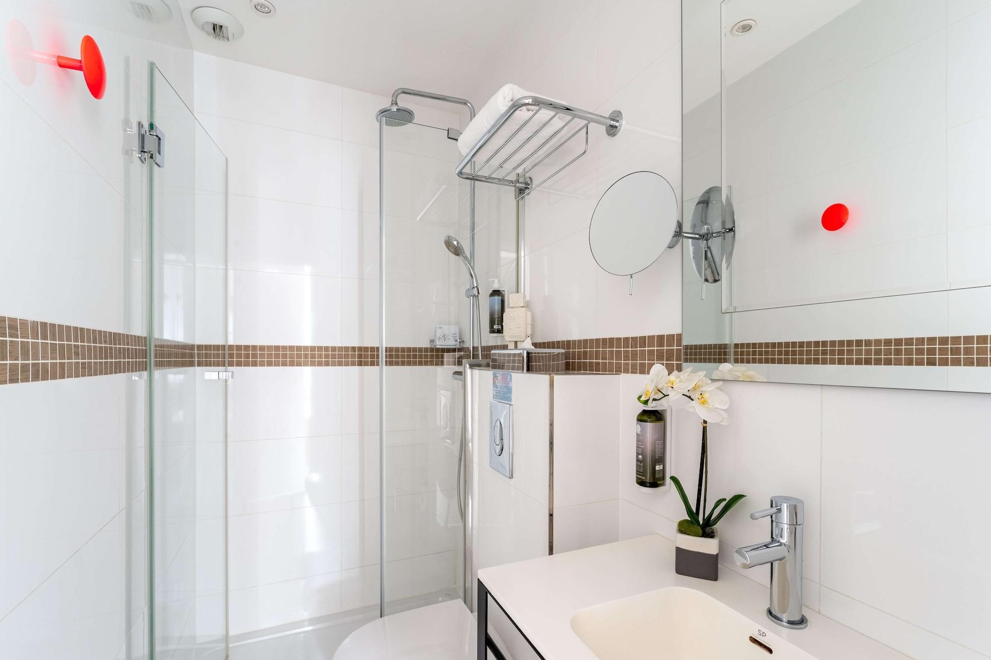 Equipamiento de Habitación Hôtel Augustin - Astotel