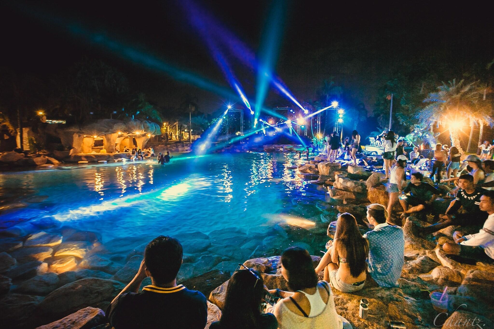 Bar/Salón Ohana Resort and Restaurant