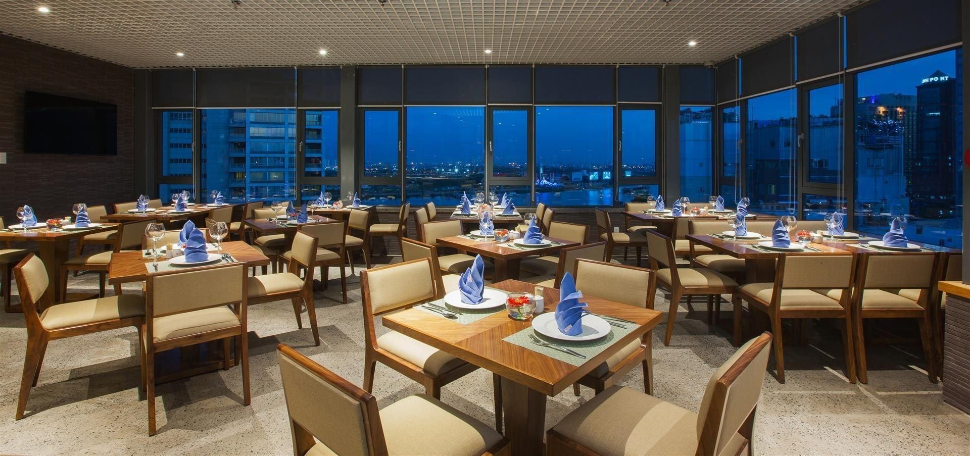 Restaurant RAMADA ENCORE BY WYNDHAM SAIGON D1 (Formerly M Boutique Hotel Saigon)
