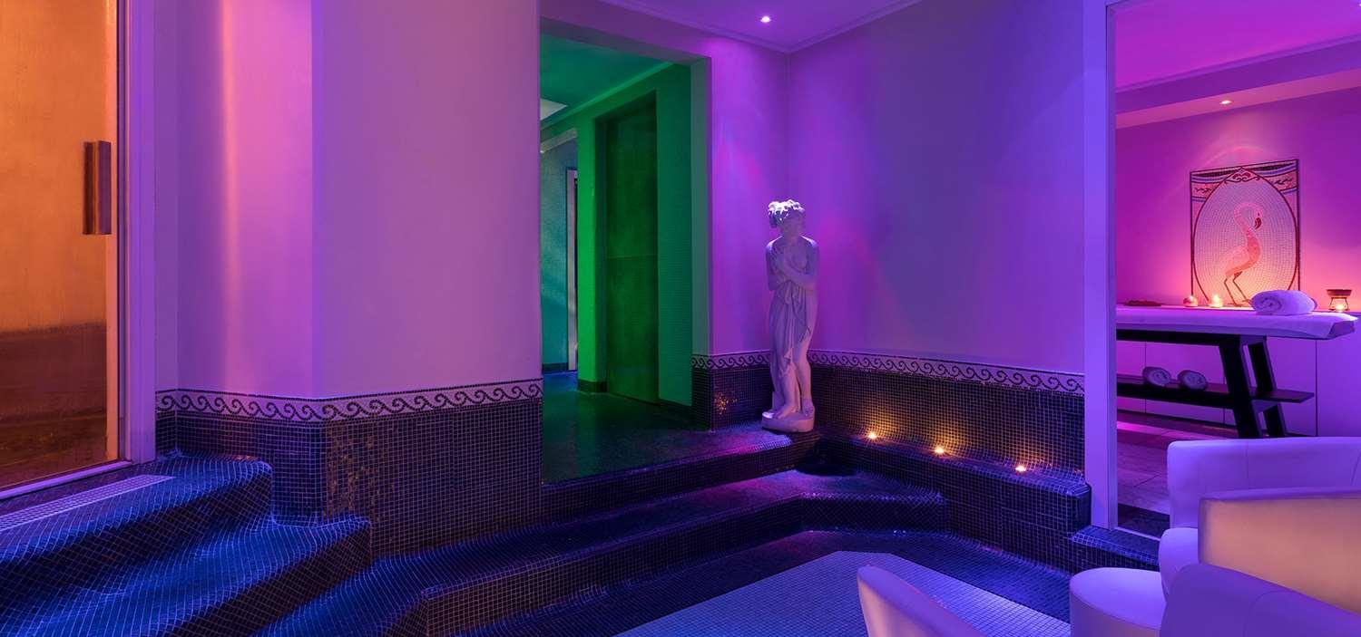 Hotel Hotel De la Ville - A SINA Hotel