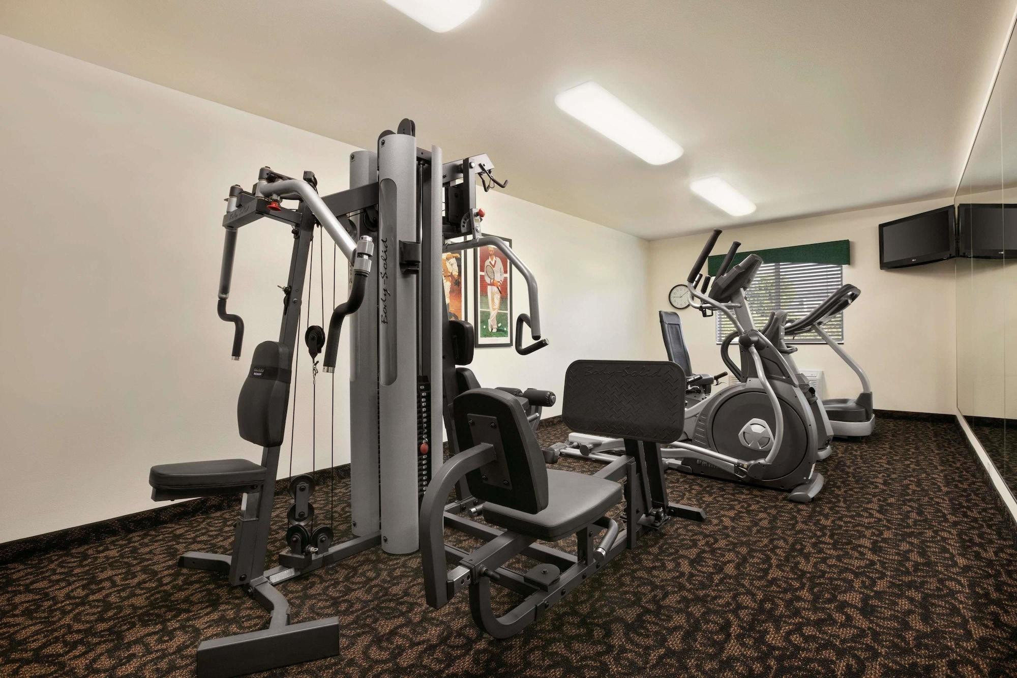 Gimnasio Travelodge by Wyndham Low Moor Near Covington