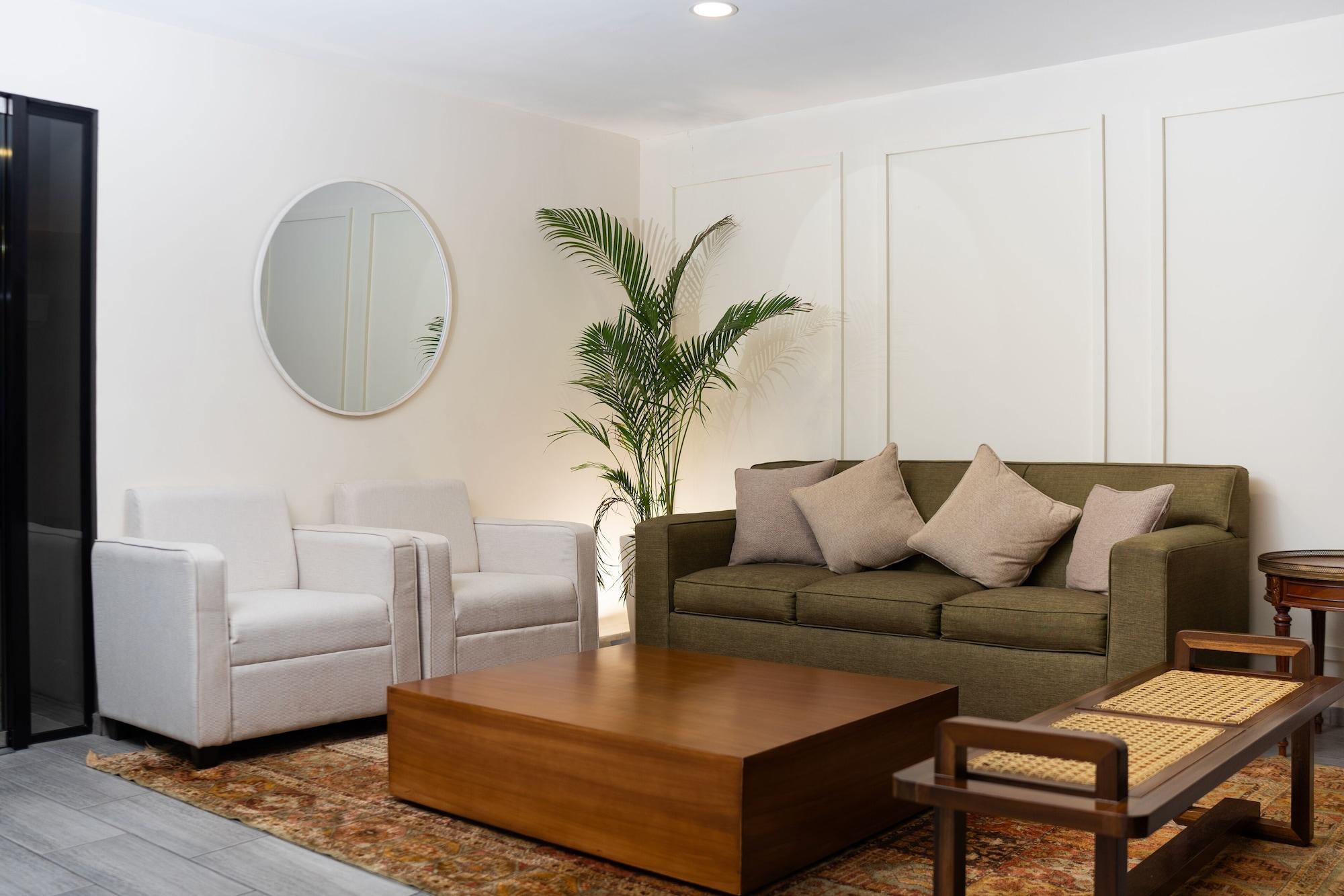 Vista Lobby Cardedeu Suites