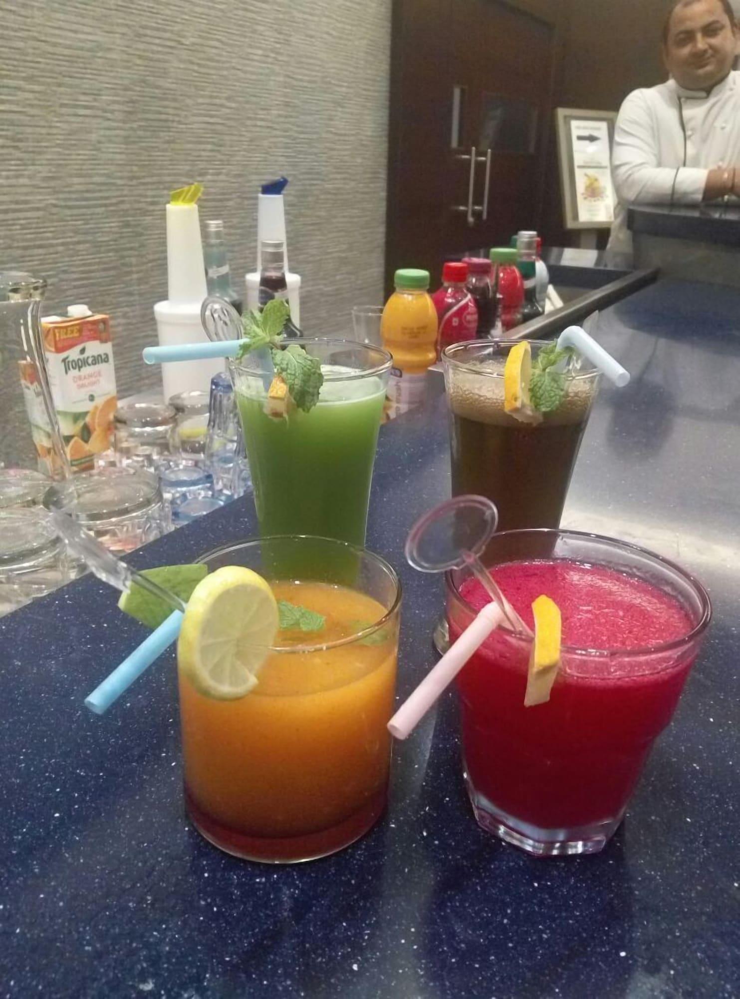 Bar/Salón Khanna Fiesta, A Bergamont Hotel - Vellore