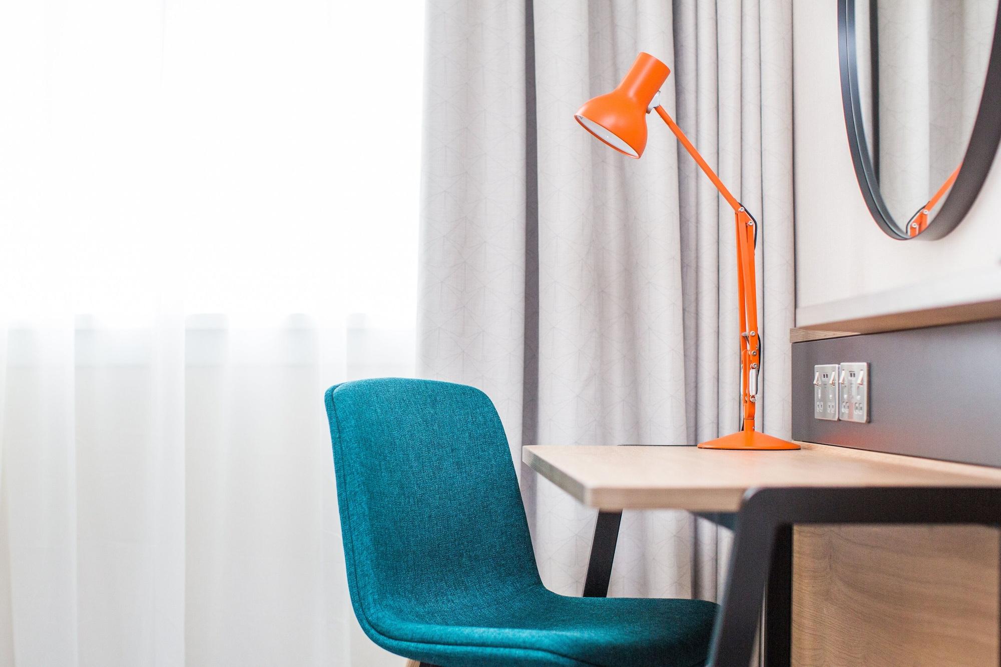 Set de Habitación Holiday Inn London-Gatwick Airport by IHG