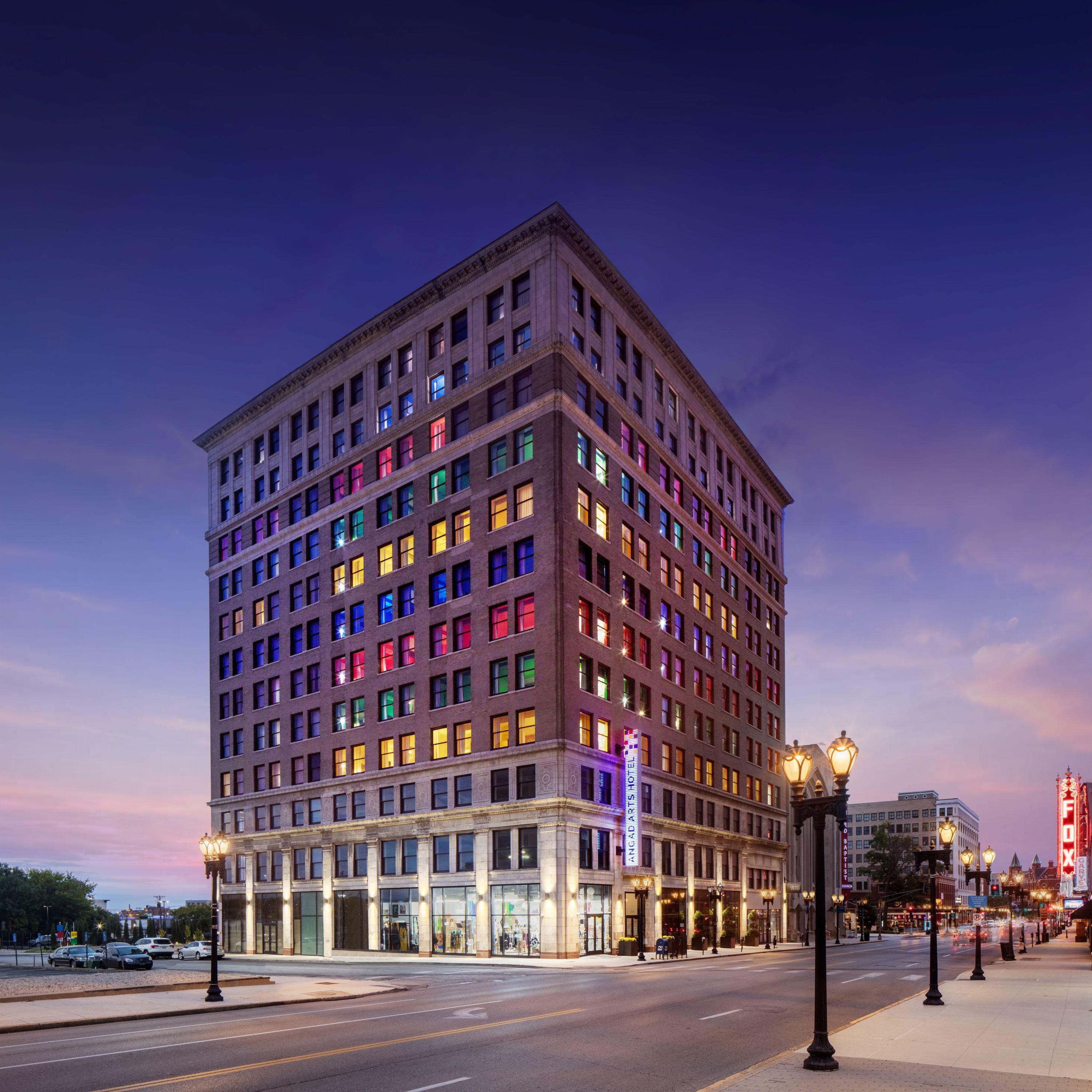 Vista Exterior Angad Arts Hotel St. Louis, Tapestry Collection by Hilton