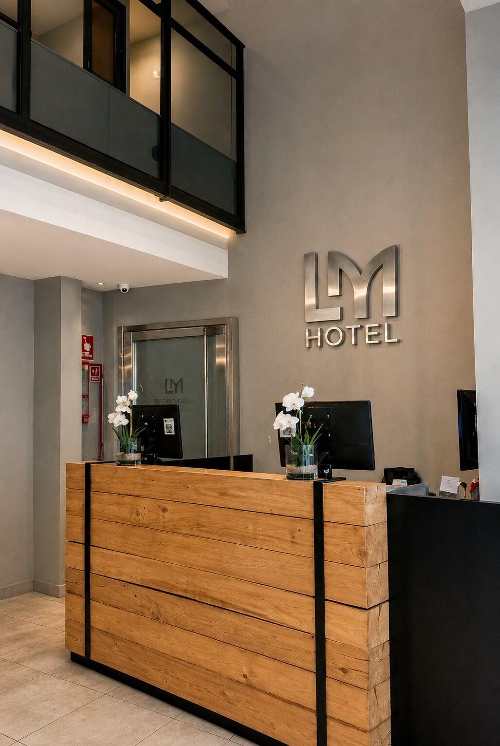 Vista Lobby LM Hotel