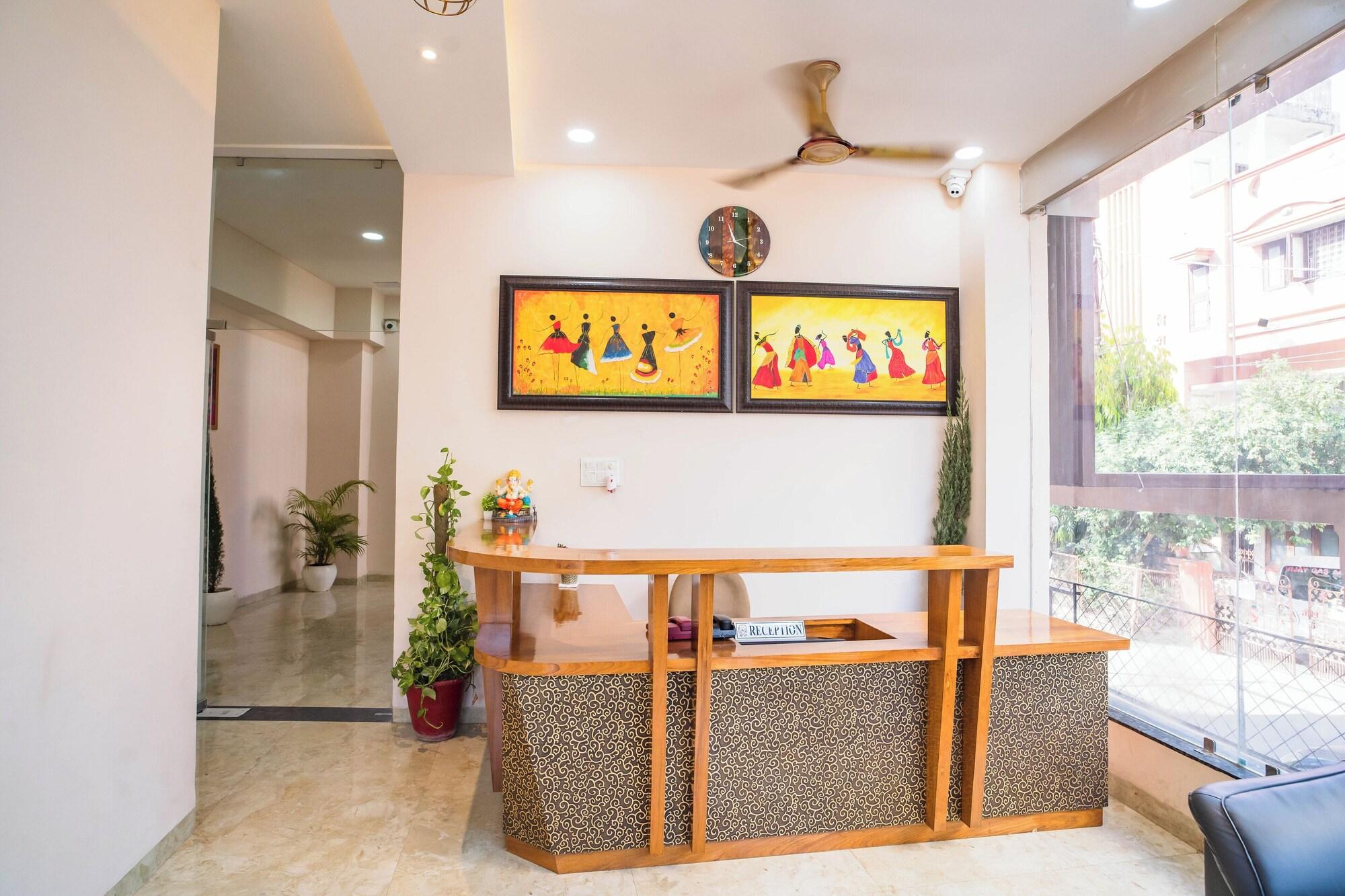 Vista Lobby HOTEL THE GRAND TARA