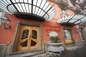 Alojamiento - Hotel La Pace
