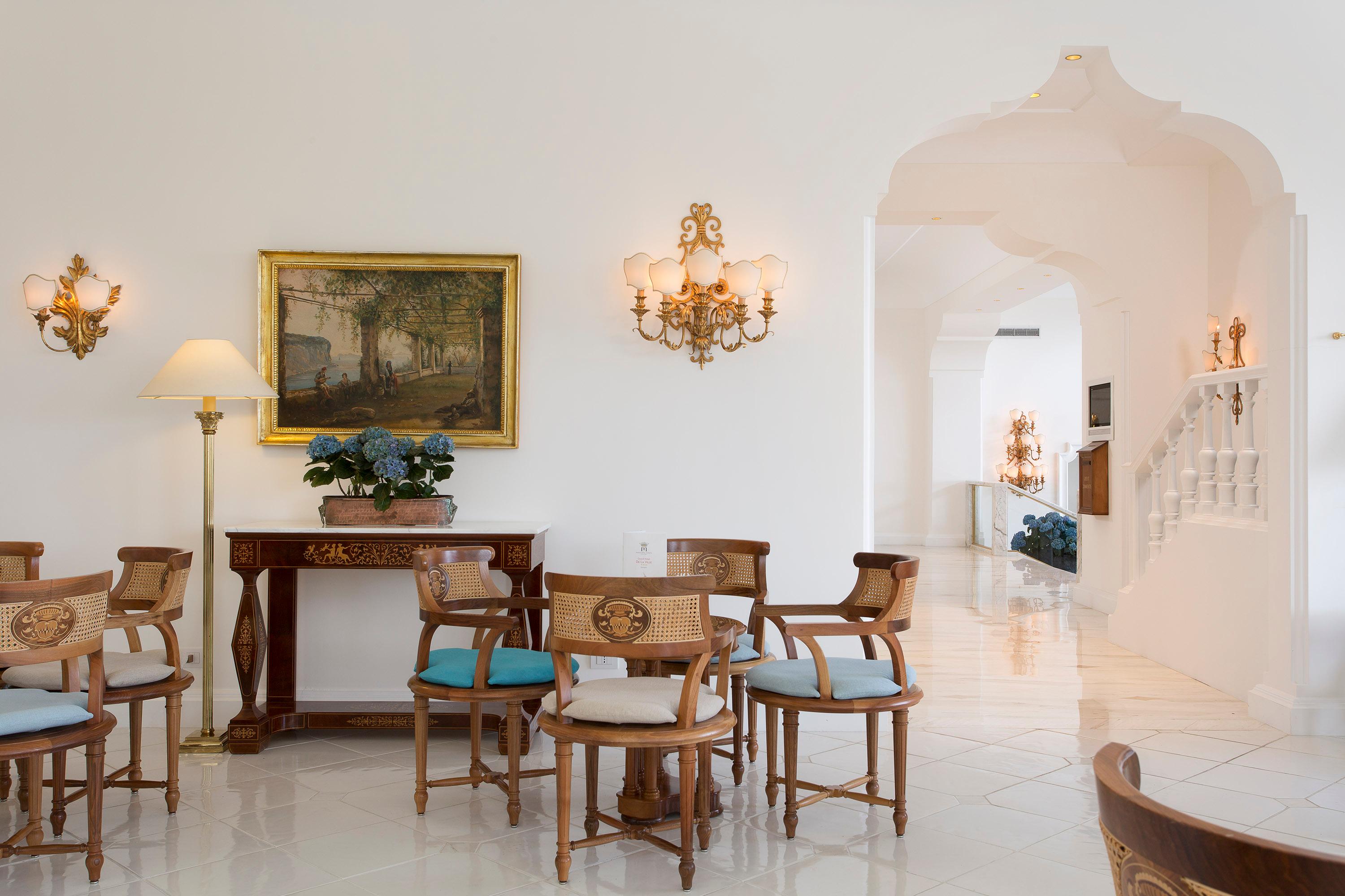 Vista Lobby Grand Hotel De La Ville