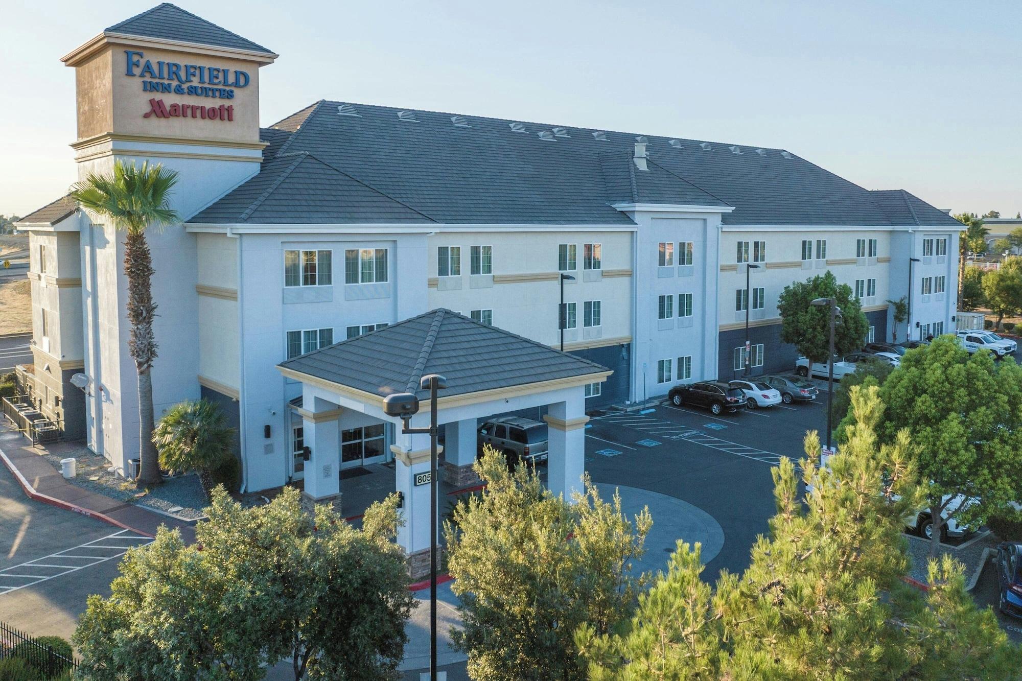 Vista Exterior Fairfield Inn and Suites by Marriott Sacramento Elk Grove
