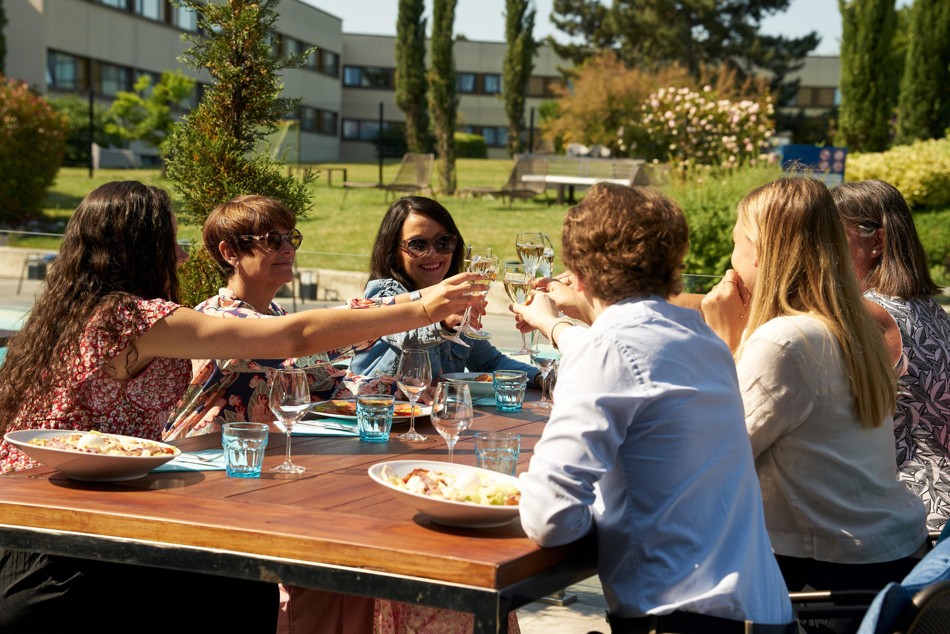 Vista Exterior Novotel Reims Tinqueux